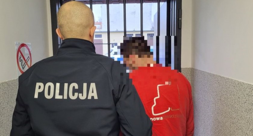 zdjęcie zatrzymanego mężczyzny
