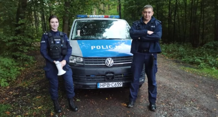 zdjęcie policjantów