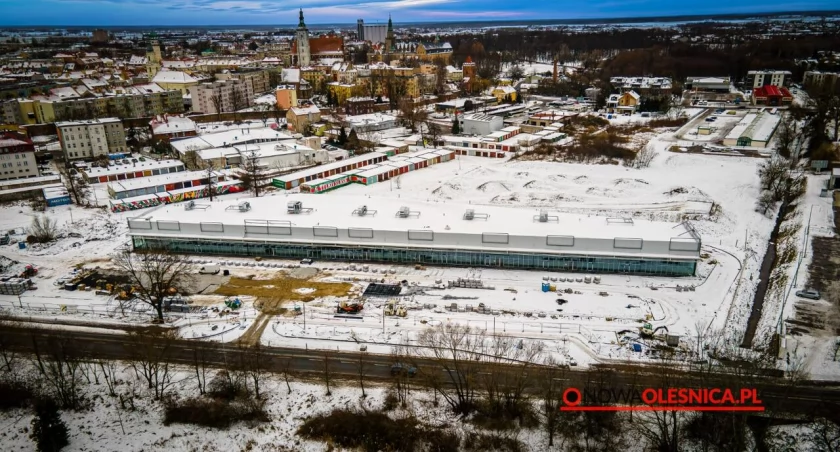 zdjęcie powstającej galerii przy ul. Wojska Polskiego