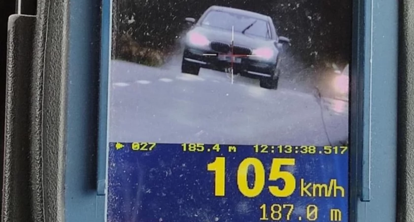 zdjęcie z urządzenia do pomiaru prędkości