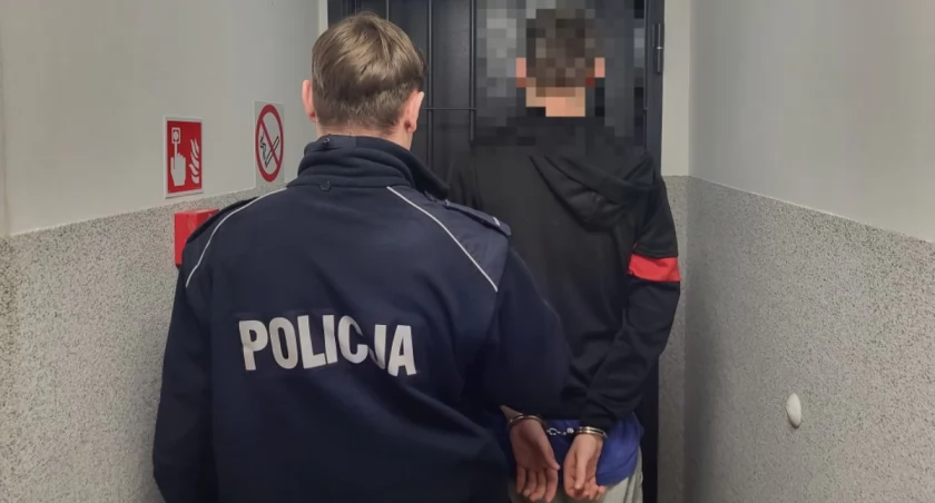 zdjęcie zatrzymanego mężczyzny