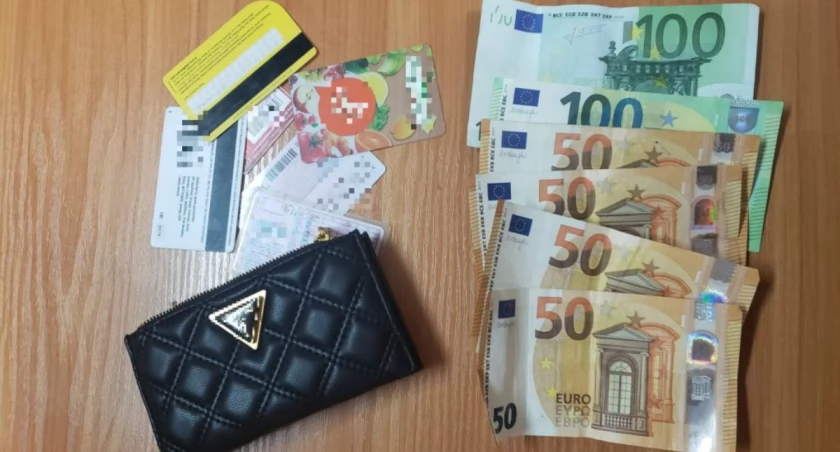 zdjęcie przywłaszczonego portfela
