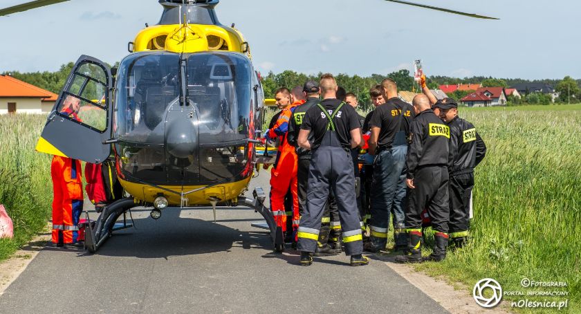 Na sygnale, Mężczyzna doznał zawału wpadł stawu interweniował śmigłowiec - zdjęcie, fotografia