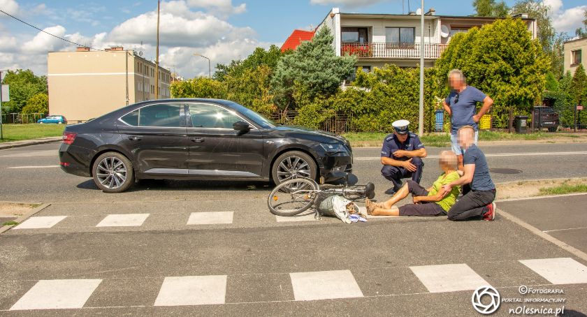 Na sygnale, Potrącenie rowerzystki Krzywoustego - zdjęcie, fotografia