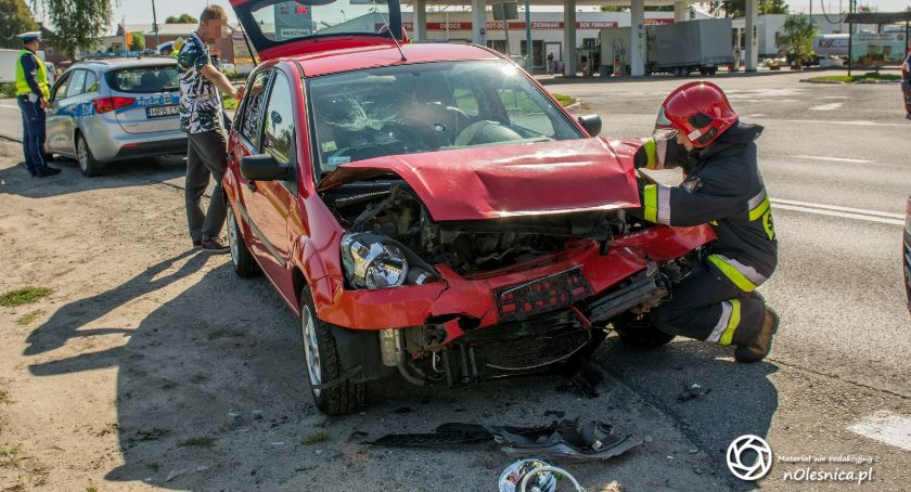 Na sygnale, Kolizja trzech pojazdów Krzywoustego - zdjęcie, fotografia