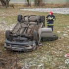 Skoda wylądowała w rowie