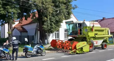 Rolniku za kierownicą – bezpieczeństwo to podstawa, na drodze i na polu