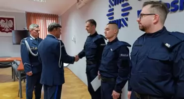 Kolejna grupa policjantów złożyła ślubowanie w oleśnickiej komendzie