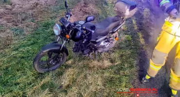 W Krzeczynie przewrócił się mężczyzna na motocyklu, a następnie sie oddalił