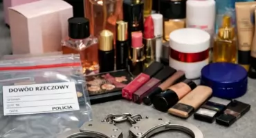 Drogeria na celowniku. Para odpowie za kradzież kosmetyków za ponad tysiąc złotych