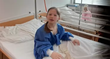 Liczy się każdy dzień. 73 tysiące złotych potrzebne, by zatrzymać chorobę Marty z Oleśnicy