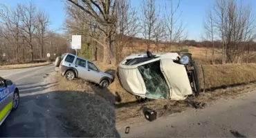 Wypadek na drodze koło Goszcza. Jedna osoba trafiła do szpitala