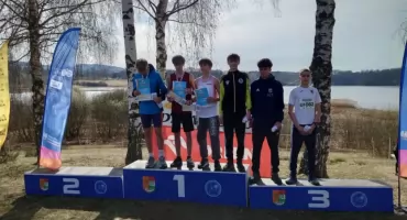 Sukces biegaczy z Oleśniczanki. Ada Przyborek najlepsza wśród 111 zawodniczek i jedzie na finał ogólnopolski