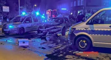 Nocny pościg w Oleśnicy, zakończony uderzeniem w radiowóz