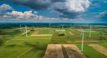 Farmy wiatrowe i energia rozproszona = większe bezpieczeństwo energetyczne 